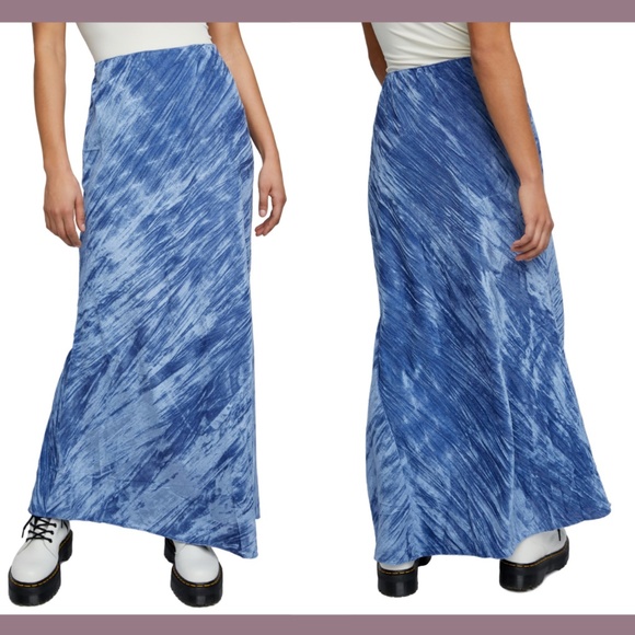 Free People Dresses & Skirts - NWT Free People [ Large ] Not Velvet Skirt in Light Night Blue